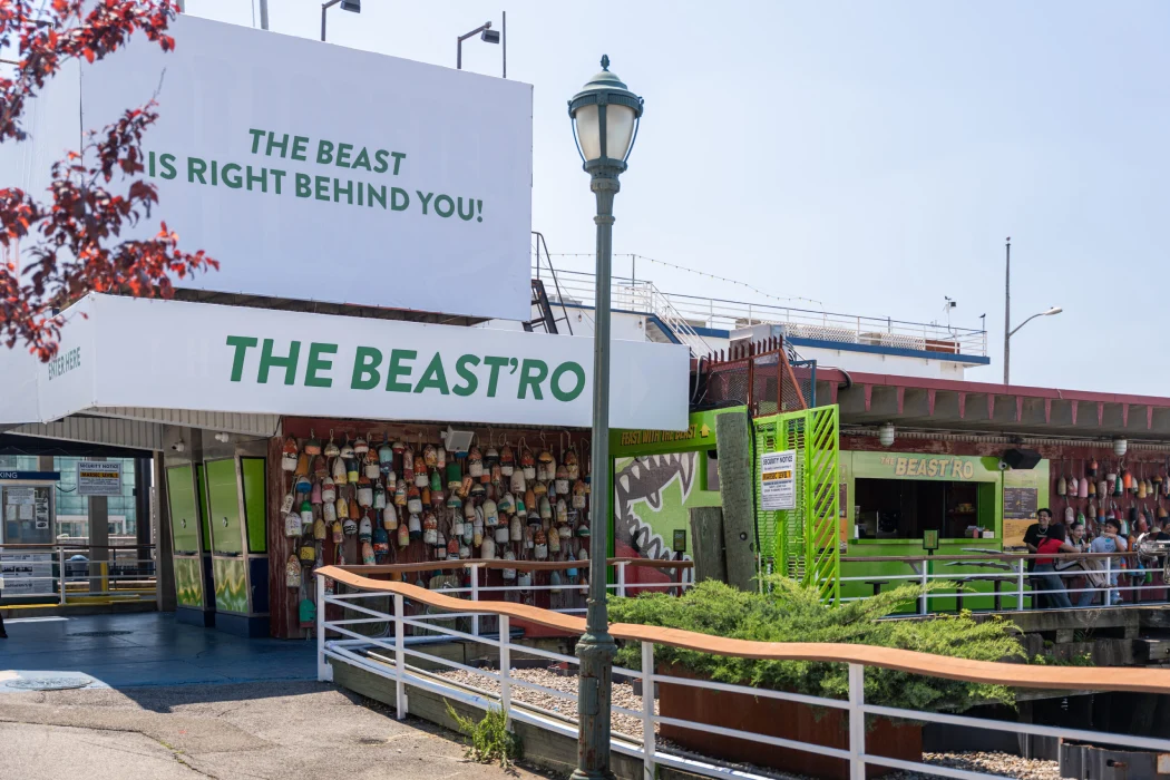 The NYC BEAST’ro Café at Pier 81, offering quick bites and waterfront views