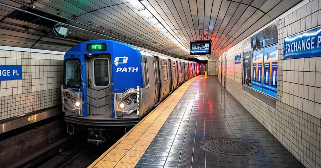 New Jersey PATH train